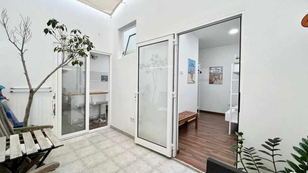 Playa Canteras Suites Лас-Пальмас-де-Гран-Канария Экстерьер фото
